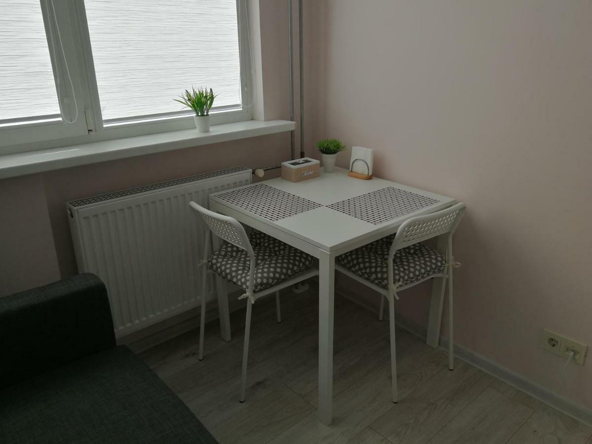 T&J Apartments كلابيدا المظهر الخارجي الصورة
