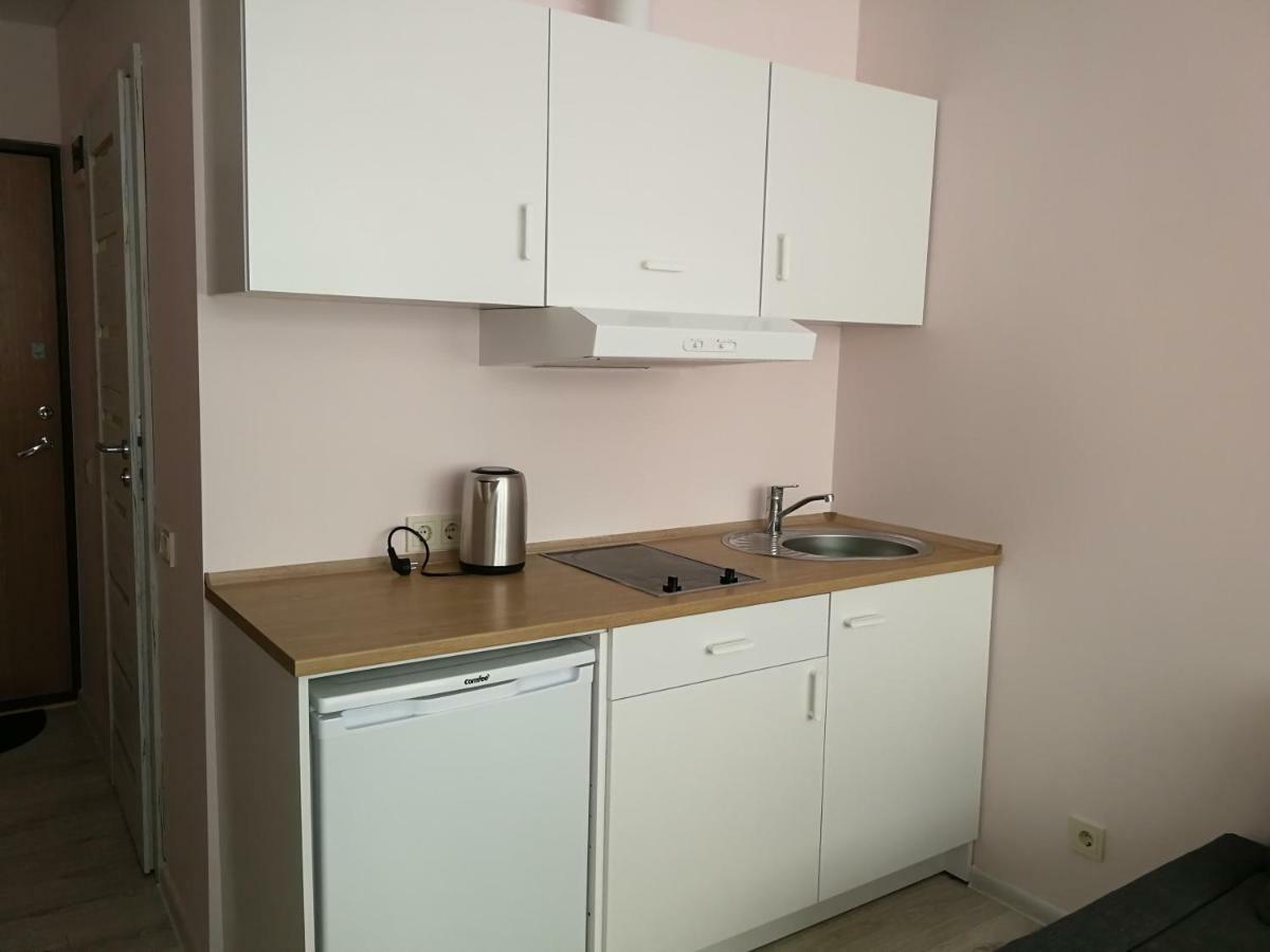 T&J Apartments كلابيدا المظهر الخارجي الصورة